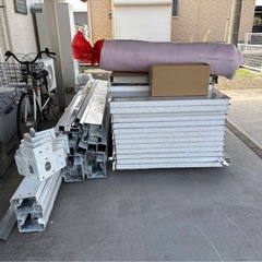 福岡市内展示物あり、見学可能　プレハブハウス3×6 物置きコンテナハウスガレージの画像
