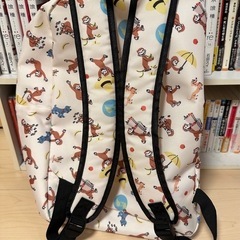 おさるのジョージ　リュックの画像