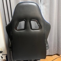 ゲーミングチェアの画像