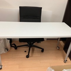 ニトリ　ミーティングテーブル　会議用テーブル・机　作業机　パソコ...