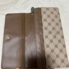 TERANCE長財布
の画像
