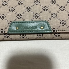 TERANCE長財布
の画像