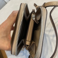 Discort ショルダーバッグの画像