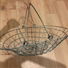 カゴ　シルバー　ワイヤーの画像