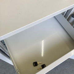 【OF-45】ディプロマット デジタルテンキー式 耐火金庫 容量50ℓ 定価約11万　検)事務机　オフィス チェア　会議 椅子　ロッカー　ミーティングテーブル　応接ソファ 店舗 事務所 什器　書庫 本棚 ラック デスク スチール 美品多数 格安 【中古オフィス家具】の画像