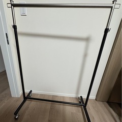 ニトリ　ハンガーラック　黒
