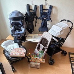 新生児セット　ベビーカー　チャイルドシート　抱っこ紐　知育玩具　など