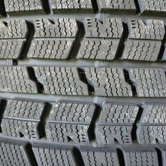 215/60R16 スタッドレスタイヤホイールセット ほぼ新品の画像