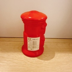 貯金箱の画像