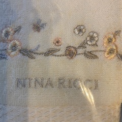 NINA RICCI タオル4枚セットの画像