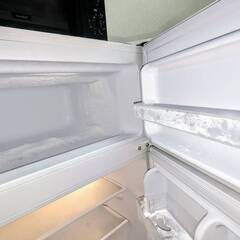 【予約　7/30～8/1引取限定】２０２０年製　２ドア冷蔵庫　９０Ｌ　動作快調　故障歴なし　静か　白　単身　一人暮らしの画像