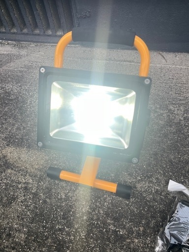 NEXcell LED充電式投光器 20W×2個セット