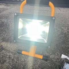 NEXcell LED充電式投光器 20W×2個セットの画像