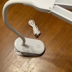 充電式クリップ自在ライトの画像