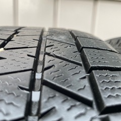 スタッドレスタイヤホイールセット 195/65R15 プリウス等の画像