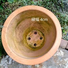 大きな植木鉢　口径４８ｃｍ　陶器鉢　胴は青の釉薬　睡蓮鉢？　中古の画像