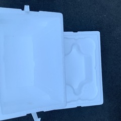 発泡スチロールクーラーボックスの画像