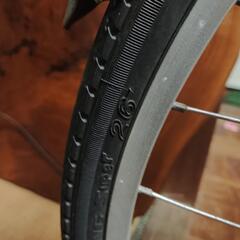 Alumi シティサイクル シルバー 前カゴ付き　広島引取限定 自転車の画像
