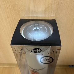 新品 クレヨンしんちゃん 温度センサー付きステンレスボトルの画像