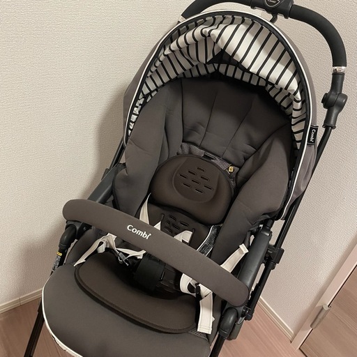 Combi メチャカルハンディ ベビーカー　チャコールブラック