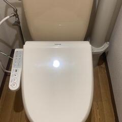 TOSHIBA トイレ用温水洗浄便座 SCS-TCK10EC 家...