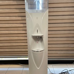 【綺麗】ウォーターサーバー kirala 家電冷蔵庫やオフィスや...