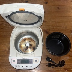 ZOJIRUSHI マイコン炊飯ジャー　NL-BE05の画像