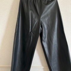 【美品】ZARA レザーワイドパンツの画像