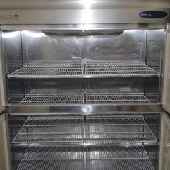 【中古】2012年式 ホシザキ 業務用縦型冷凍庫 4ドア1500幅の画像