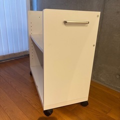 キャスターつき 書類棚　キッチンワゴン  の画像