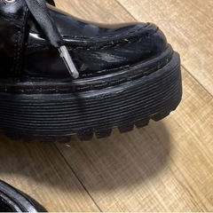 厚底　BUBBLESゴシック　リボンローファーシューズの画像
