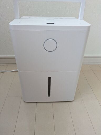 7/7〜7/13まで300円引の9500円！ YAMAZEN 山善YDC-JO3　除湿機　コンプレッサー式