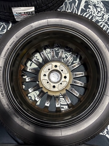 「商談中」⑧155/65R14新品タイヤ4本と中古ホイールとナット付き