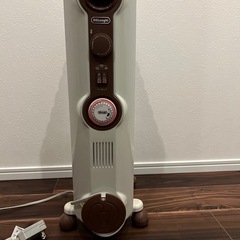 デロンギ オイルヒーター DeLonghi　JR0812-BRの画像