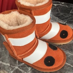 【未使用品UGG キッズブーツ】の画像