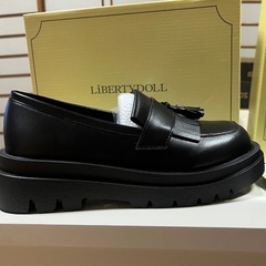 ユニセックスローファーの画像