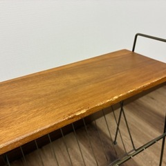 サイドテーブル　マガジンラックの画像