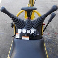 車 コマツ PC01-1A 42時間 軽トラOK 動作確認済 ミニショベル マイクロショベルの画像