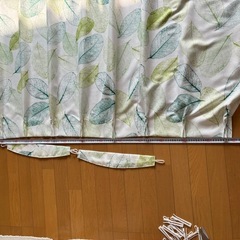 カーテンの画像