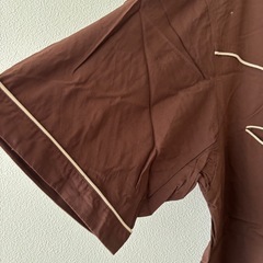 GUジーユー メンズシャツの画像