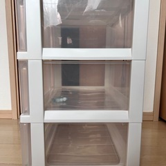 収納ボックスの画像