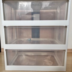 収納ボックスの画像