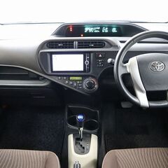 【即日審査】【最短2週間納車】【常時200台在庫】オトロン大垣店！綺麗な店舗でお待ちしてます!/トヨタ アクア 　Ｇの画像