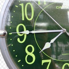 7/9●CASIO 壁掛け時計　QUARTZ （LW006）３２㎝の画像