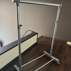 ハンガーラック