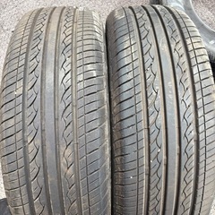 15インチ　タイヤ　4本セット　バリ溝　SUV 四駆等に！の画像