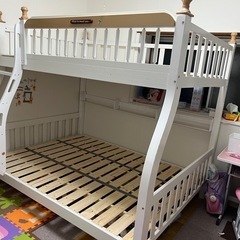 2段ベット ホワイト の画像