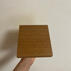 無印良品　壁につけられる棚の画像