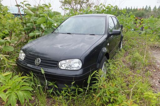 フォルクスワーゲン　ゴルフ　１９９７ｙ　５速MT　部品外し物　平成１２年　ブラック