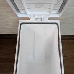 【8月1日限定】20L ゴミ箱 防臭 ペダル式 密閉パッキン付きの画像